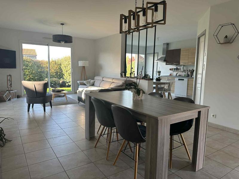 Maison - 100 m² - 5 pièces