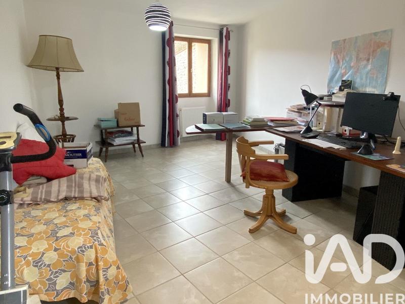 Maison - 280 m² - 11 pièces