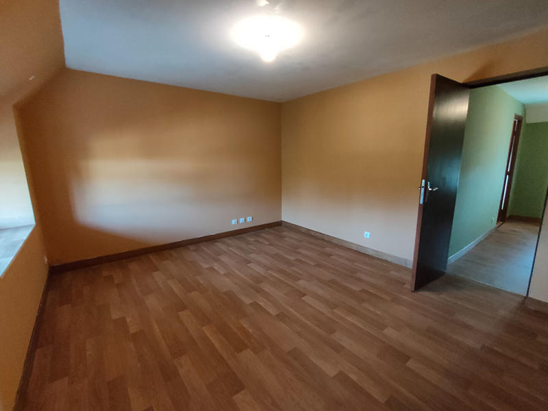 Maison - 180 m² - 10 pièces