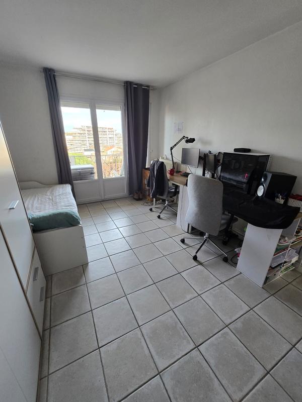 Appartement - 103 m² - 5 pièces