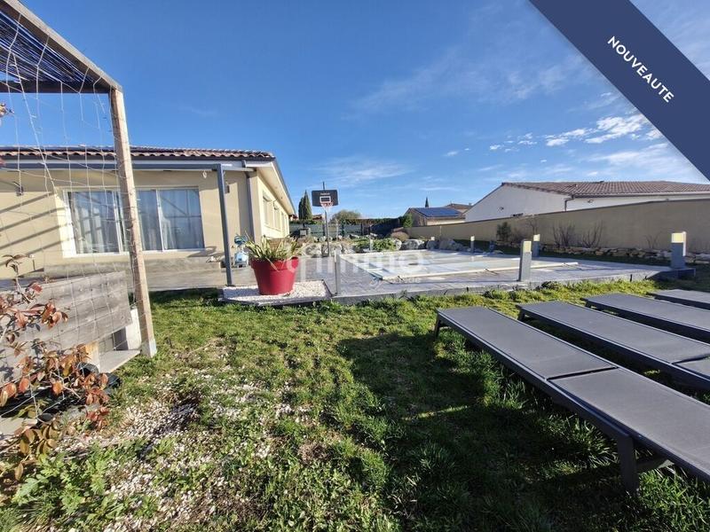 Maison - 200 m² - 7 pièces