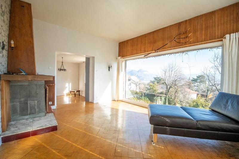 Maison - 143 m² - 7 pièces