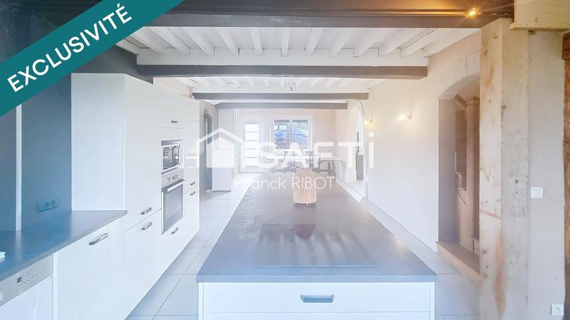 Maison - 156 m² - 7 pièces