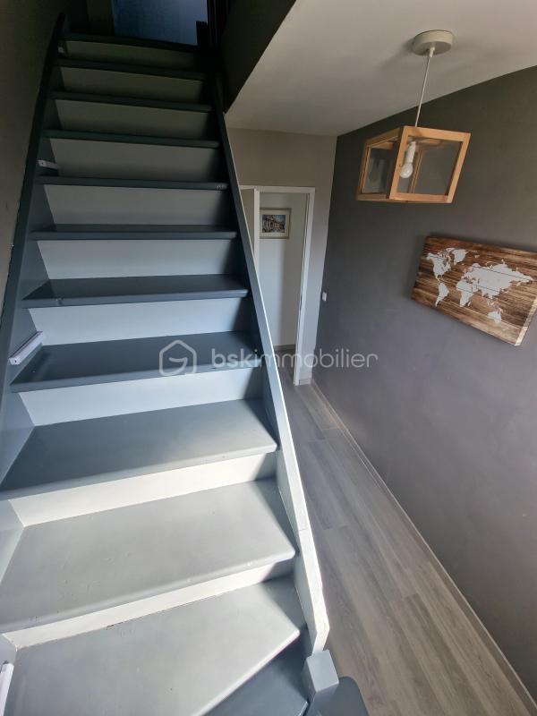 Maison traditionnelle - 164 m² - 6 pièces