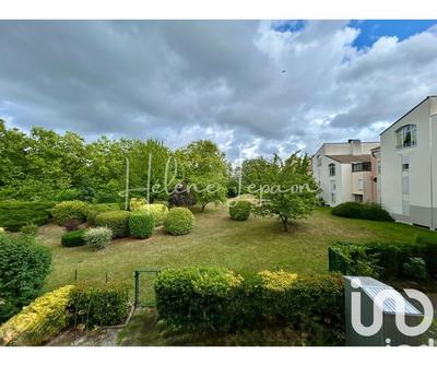 Appartement - 93 m² - 5 pièces