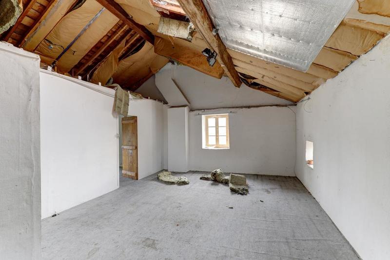 Propriété - 196 m²