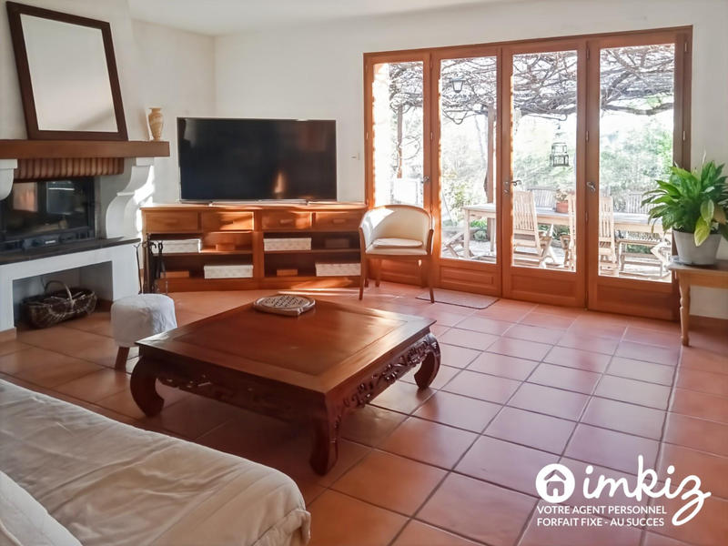 Maison - 220 m² - 9 pièces