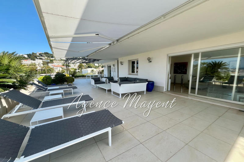 Appartement - 163 m² - 5 pièces