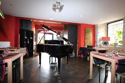 Maison - 263 m² - 5 pièces