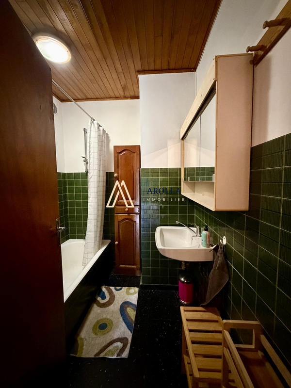 Maison ancienne - 180 m² - 10 pièces