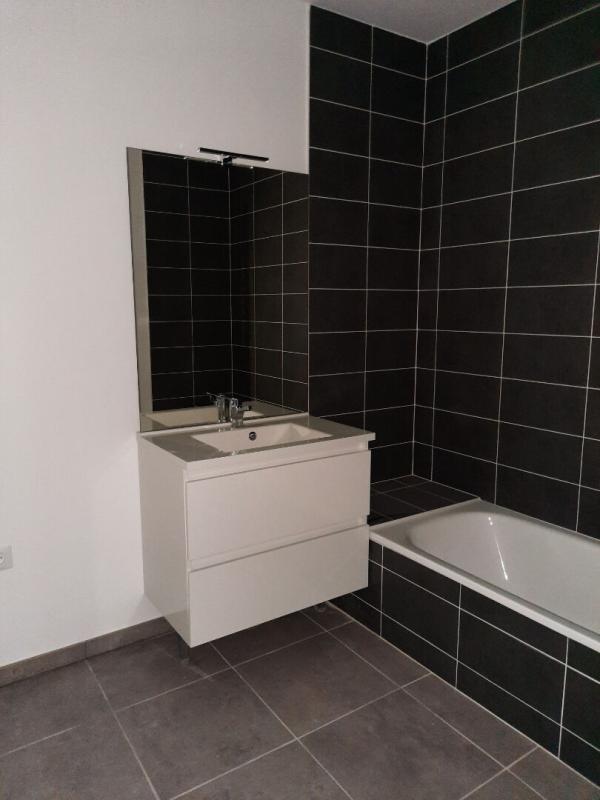 Appartement - 85 m² - 3 pièces