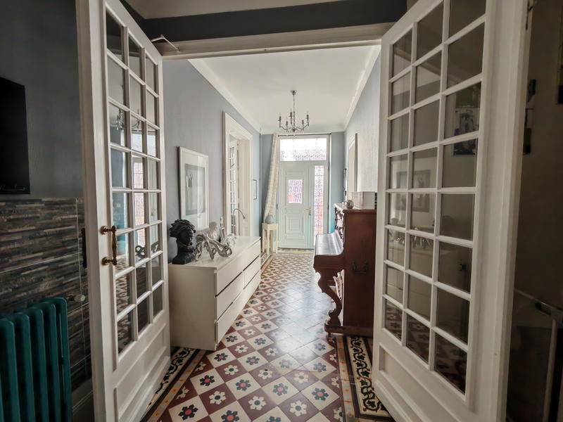 Maison - 207 m² - 6 pièces