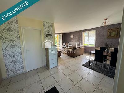 Maison - 95 m² - 5 pièces