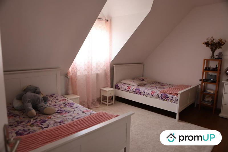 Maison contemporaine - 221 m² - 6 pièces