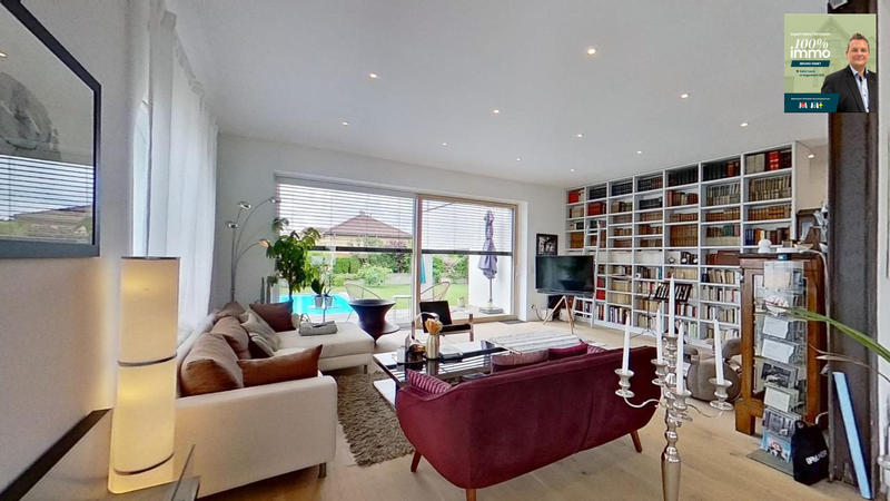 Maison - 308 m² - 8 pièces