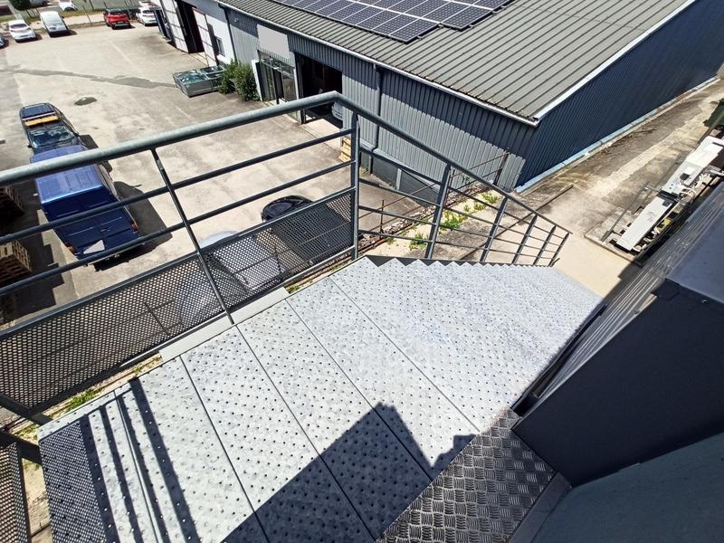 Local commercial - 179 m²