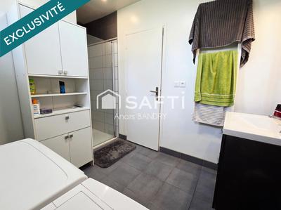 Maison - 97 m² - 6 pièces