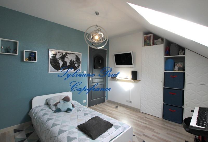 Maison - 138 m² - 5 pièces