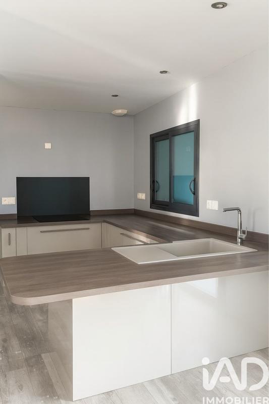 Maison - 140 m² - 6 pièces