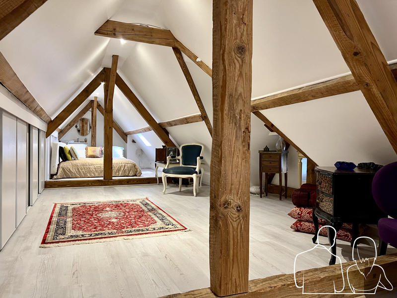 Maison - 152 m² - 6 pièces