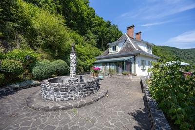 Maison - 165 m² - 6 pièces