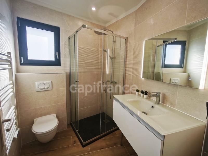 Maison - 85 m² - 4 pièces