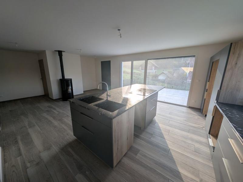 Maison - 120 m² - 5 pièces