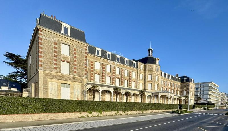 Appartement - 134 m² - 6 pièces