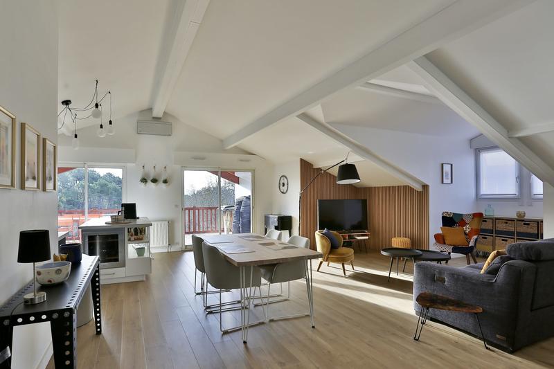 Appartement - 97 m² - 3 pièces