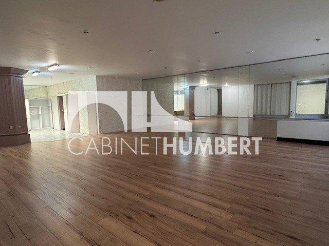 Local commercial - 140 m²