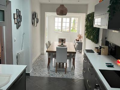 Maison - 138 m² - 6 pièces