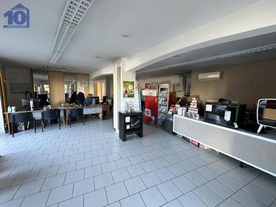 Maison - 175 m² - 8 pièces