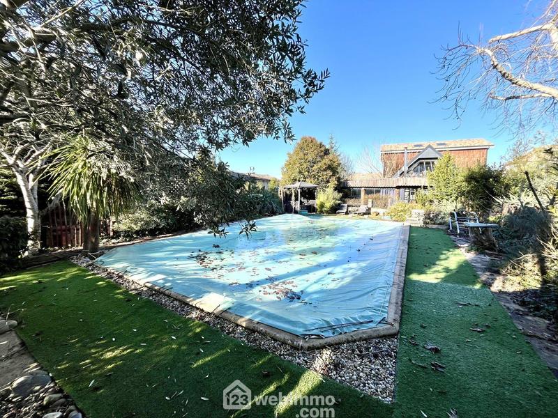 Maison - 190 m² - 6 pièces