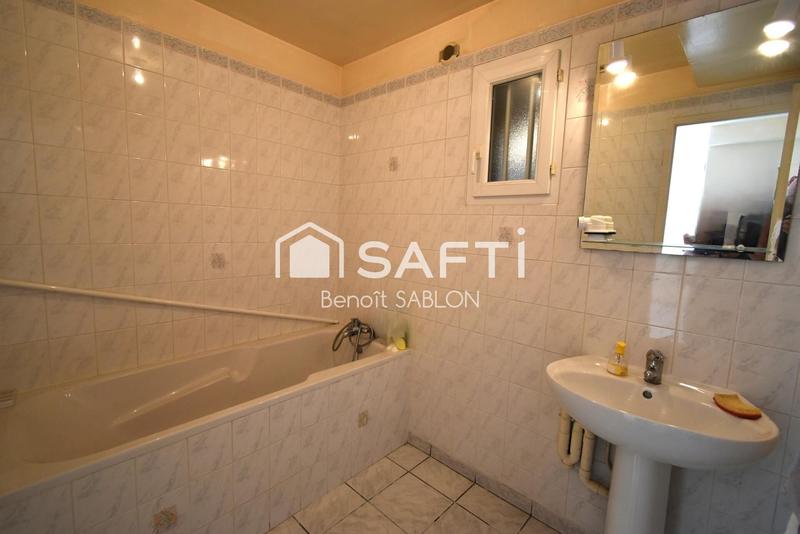 Maison - 102 m² - 5 pièces