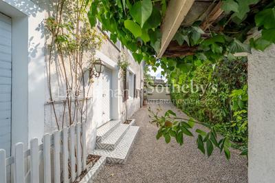 Maison - 500 m² - 11 pièces