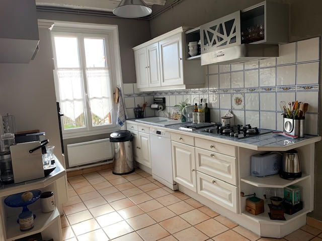 Maison - 185 m² - 7 pièces