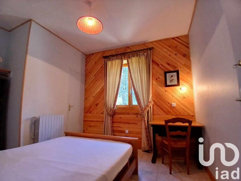 Maison - 354 m² - 12 pièces