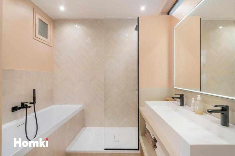 Appartement - 81 m² - 3 pièces