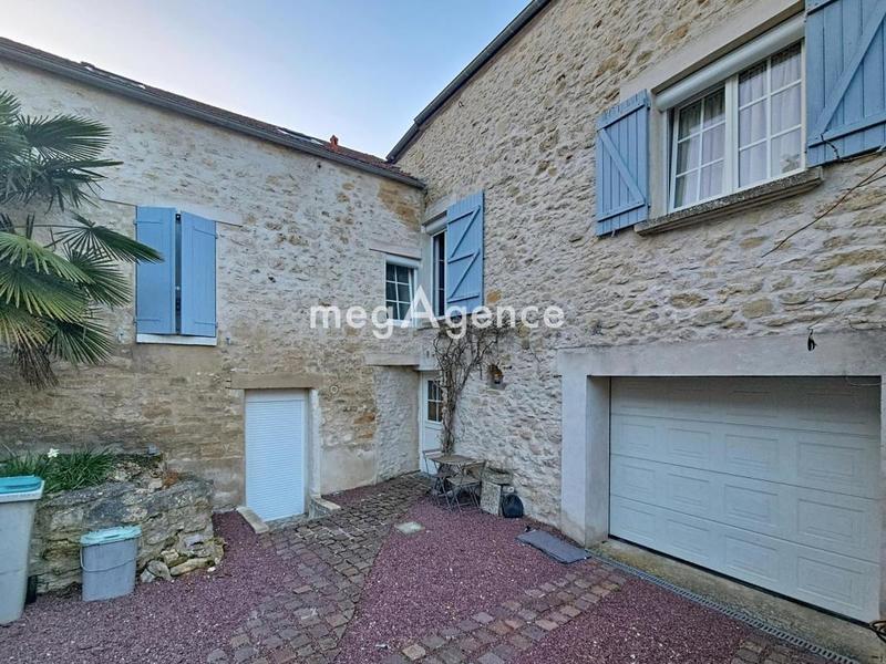 Maison - 146 m² - 6 pièces