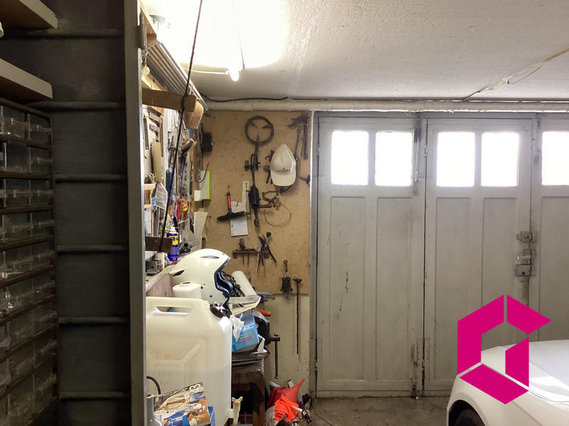 Maison traditionnelle - 168 m² - 9 pièces