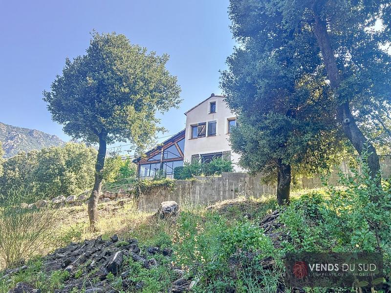 Maison - 203 m² - 7 pièces