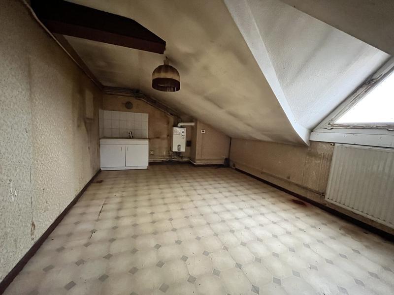 Appartement - 88 m² - 5 pièces