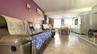 Maison - 198 m² - 8 pièces