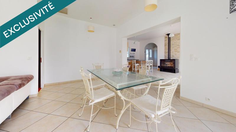 Maison - 140 m² - 5 pièces