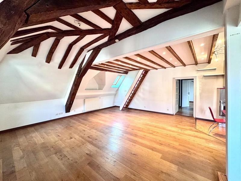 Appartement - 76 m² - 4 pièces