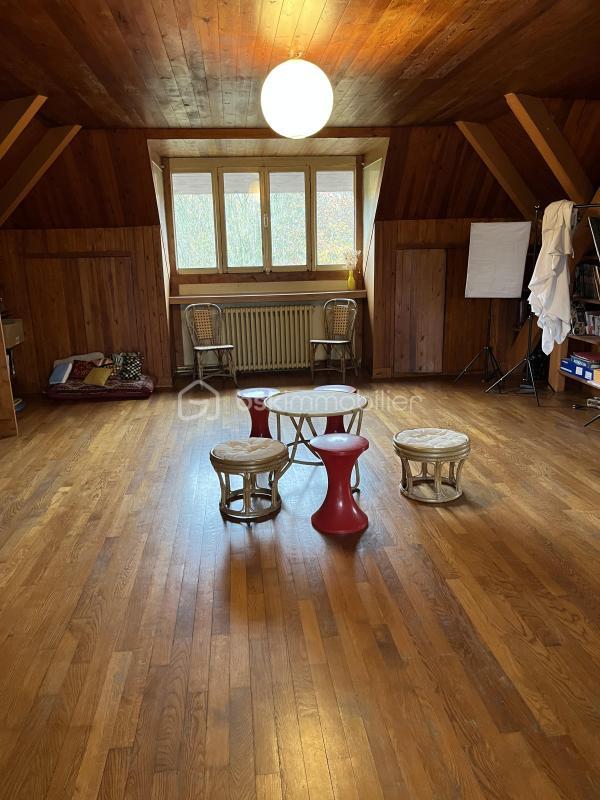 Maison d'architecte - 304 m² - 9 pièces