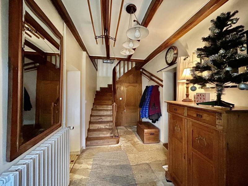 Demeure - 140 m² - 5 pièces