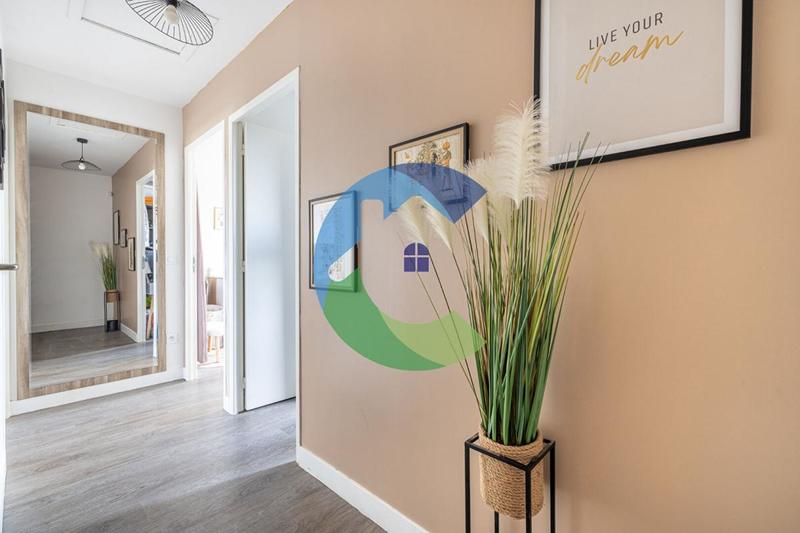 Maison - 78 m² - 5 pièces