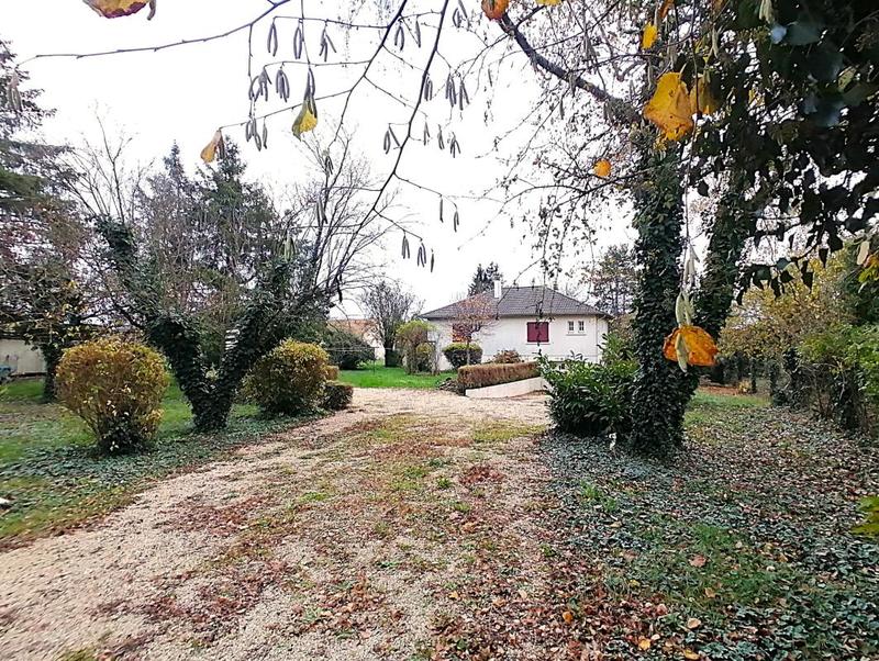 Maison - 102 m² - 4 pièces