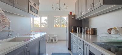 Appartement - 75 m² - 3 pièces